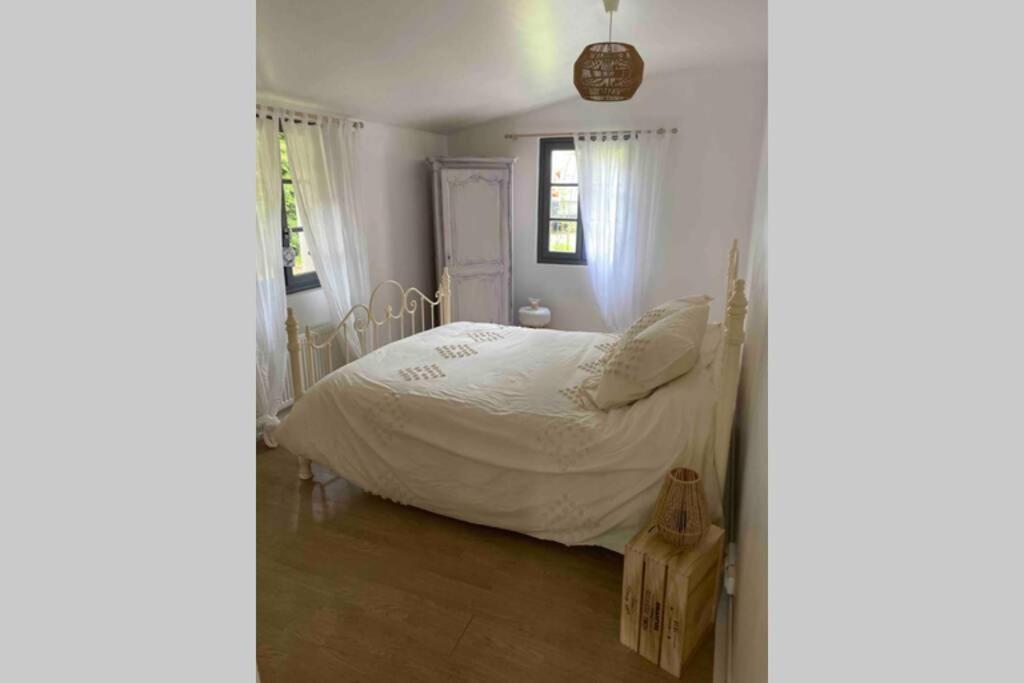 La Petite Maison Au Bord De L'Etang Chirac  Eksteriør bilde